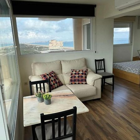 Spacious Apartment In Valencia With Sea View - 160 Sqm Exterior photo