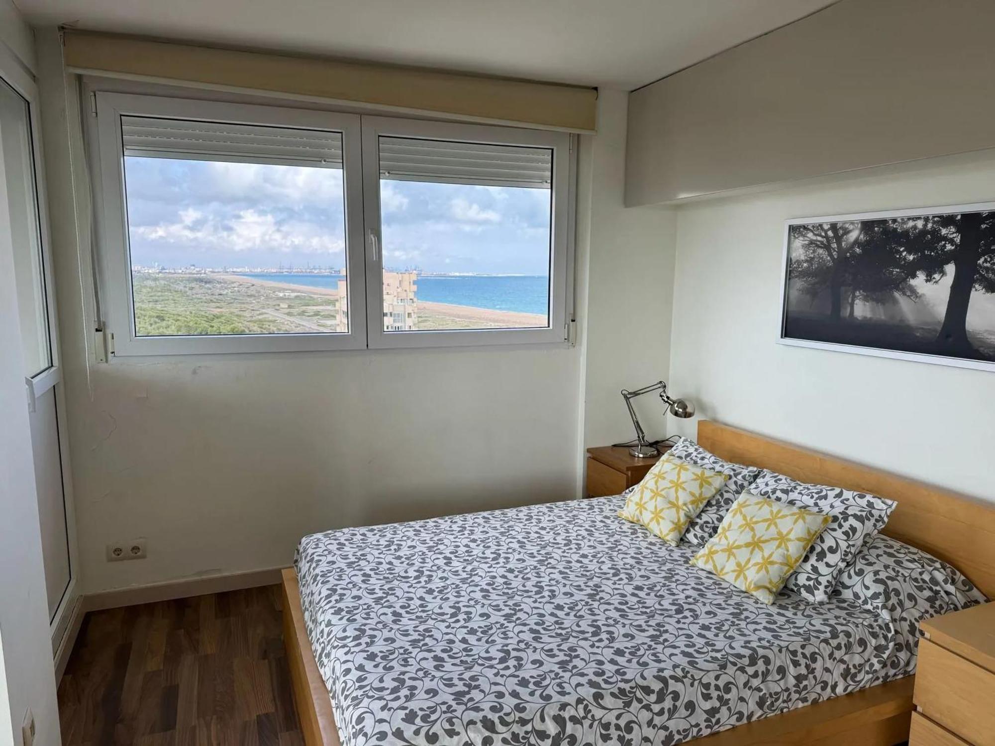 Spacious Apartment In Valencia With Sea View - 160 Sqm Exterior photo