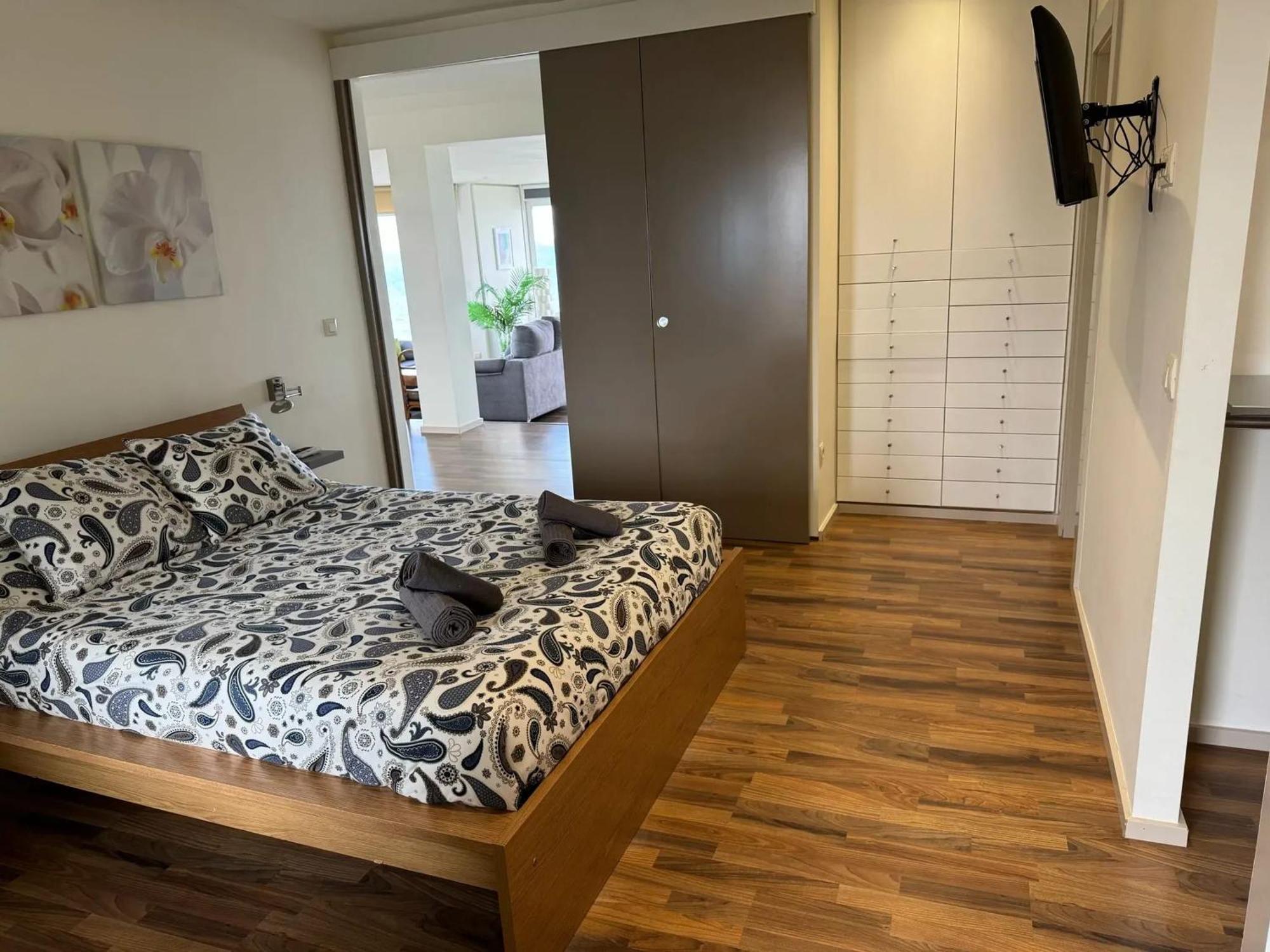 Spacious Apartment In Valencia With Sea View - 160 Sqm Exterior photo